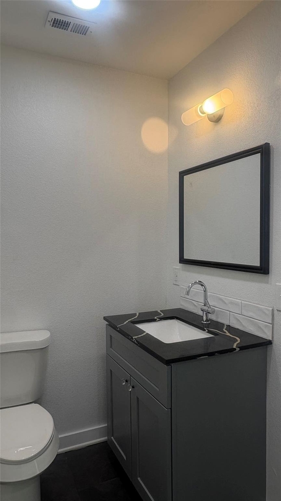 2806 Windsor Avenue - Photo 7
