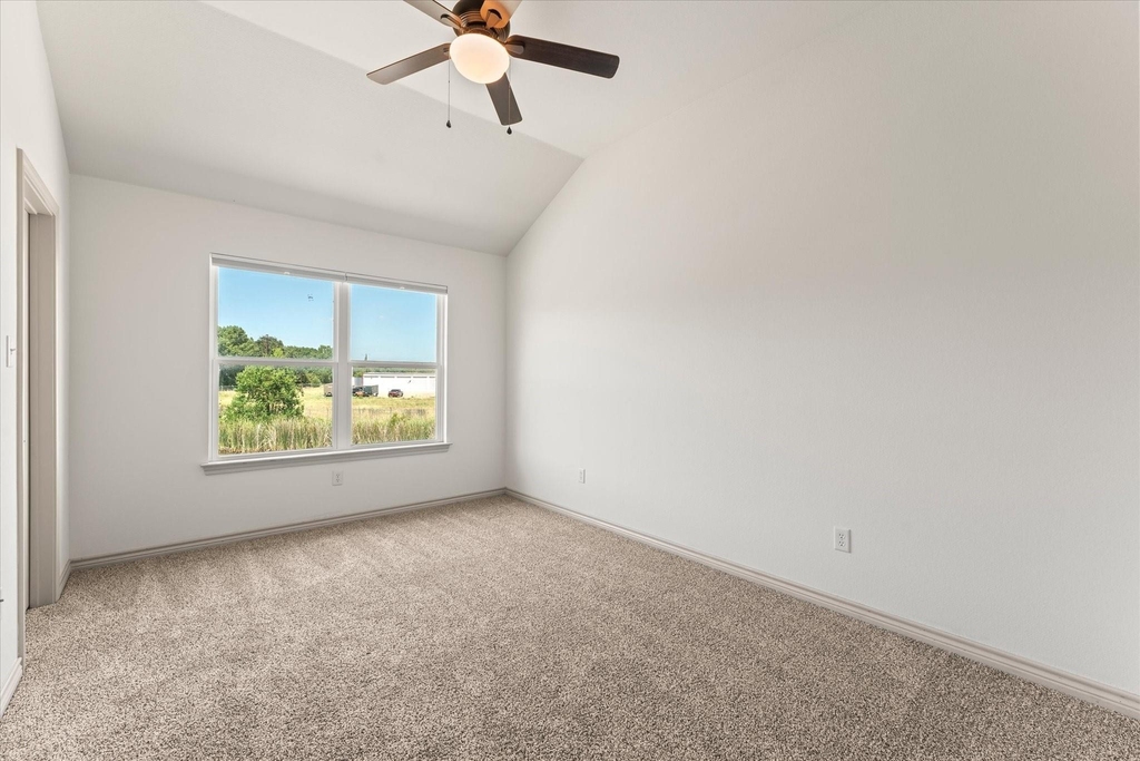 210 Lasso Circle - Photo 15
