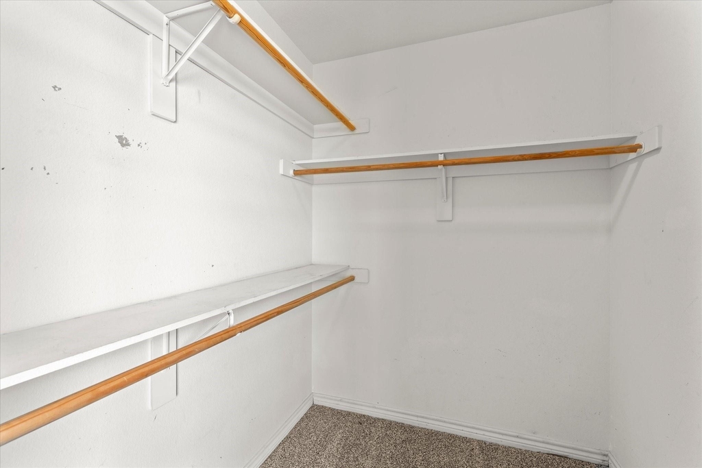 210 Lasso Circle - Photo 18