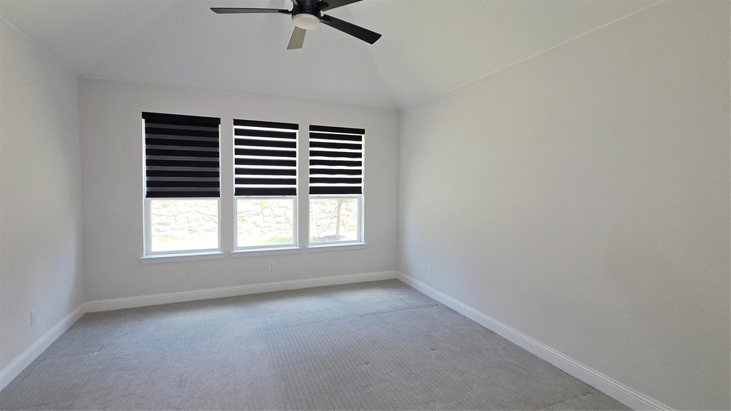 10870 Grayhead Drive - Photo 18