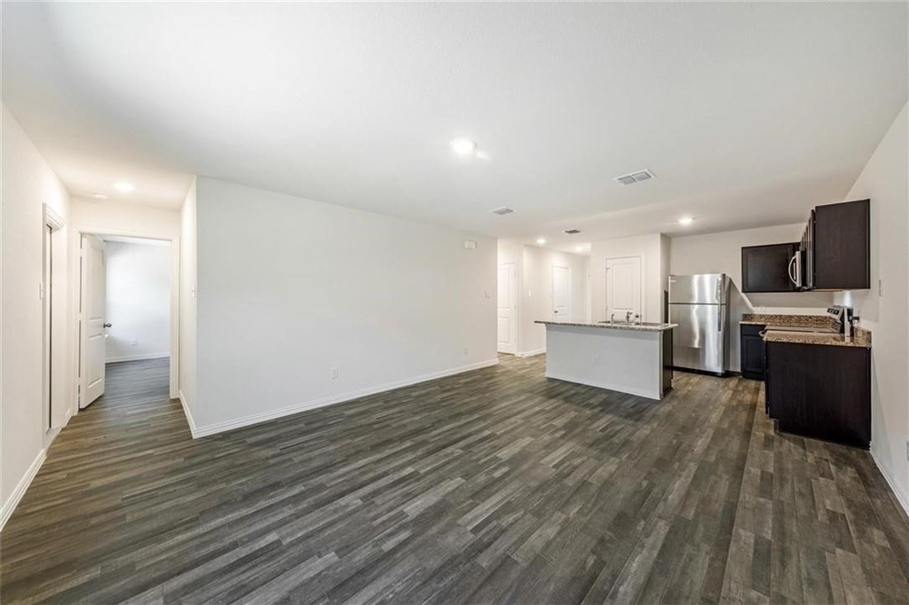 1005 Dawson Street - Photo 8