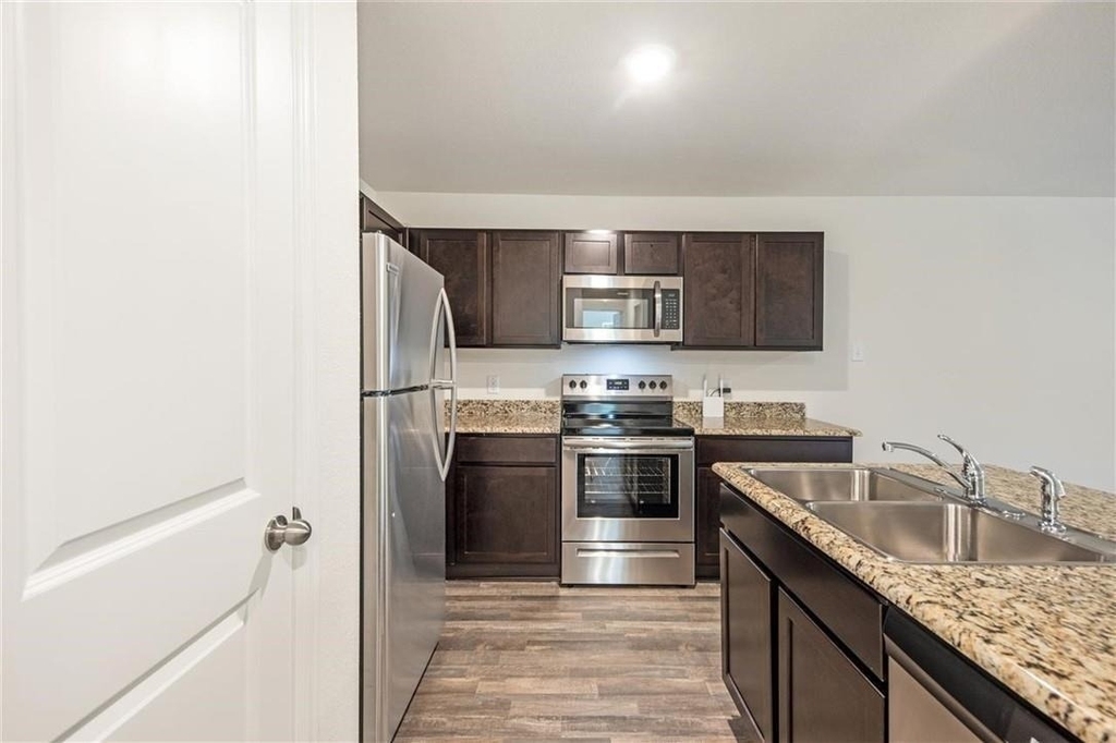 1005 Dawson Street - Photo 1