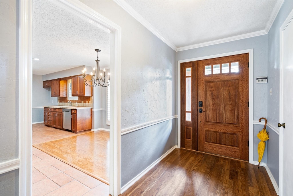 8921 Crosswind Drive - Photo 28