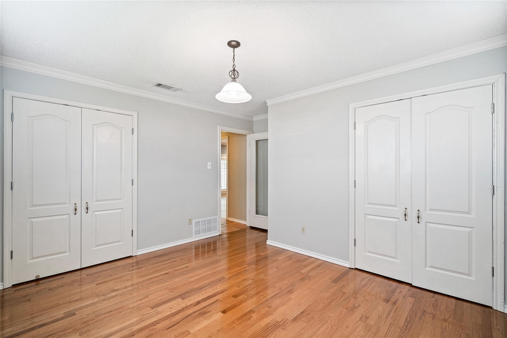 8921 Crosswind Drive - Photo 24