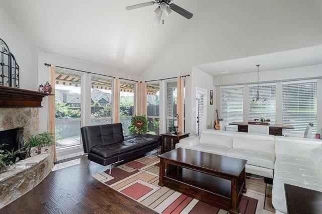 10821 Patton Drive - Photo 2