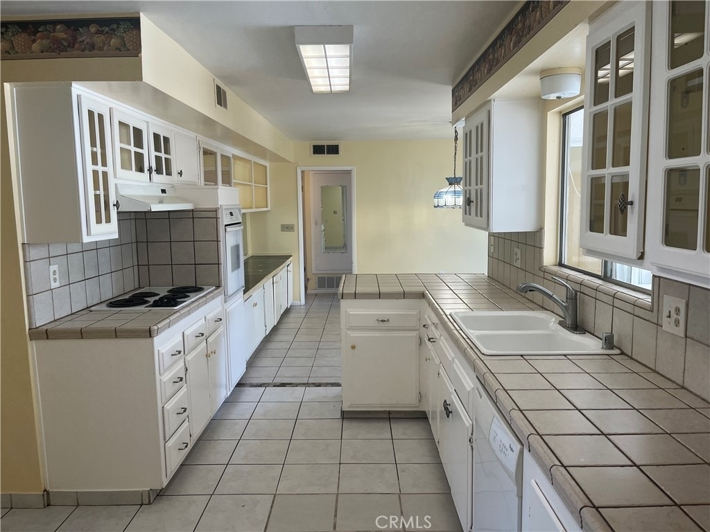 26020 Ridgemoor - Photo 3