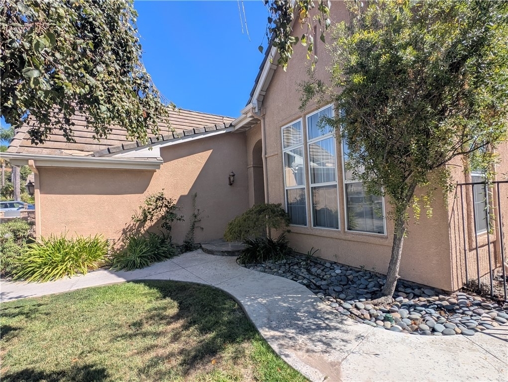 2504 Rutland Place - Photo 2