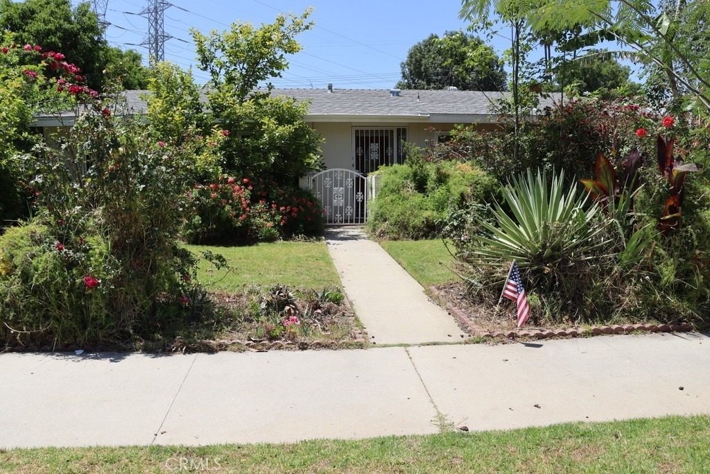 18616 Lassen Street - Photo 1