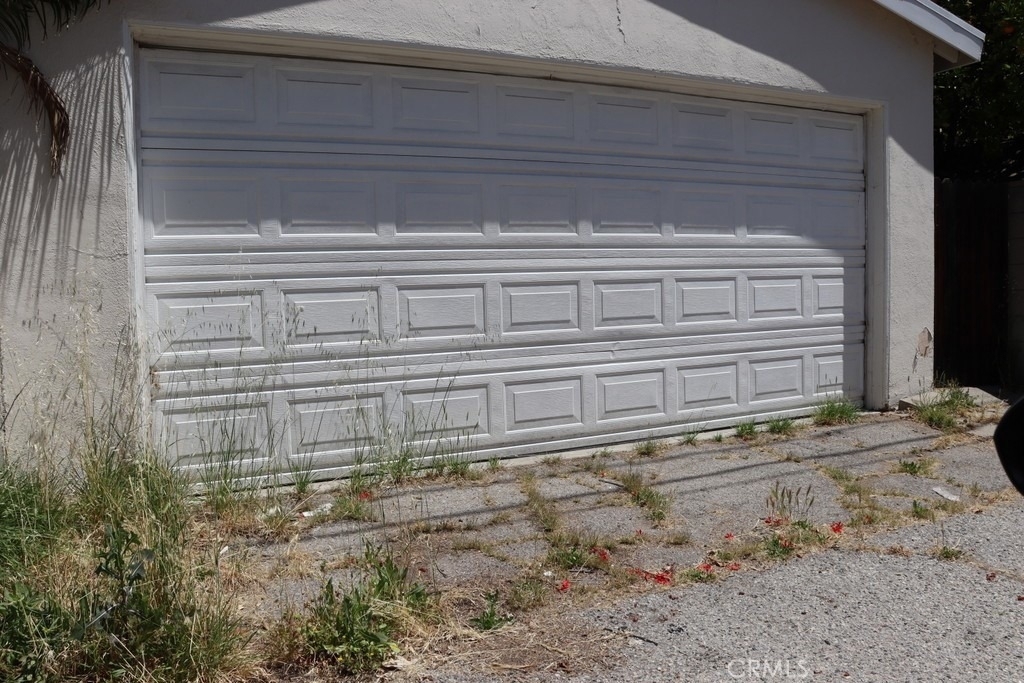 18616 Lassen Street - Photo 35