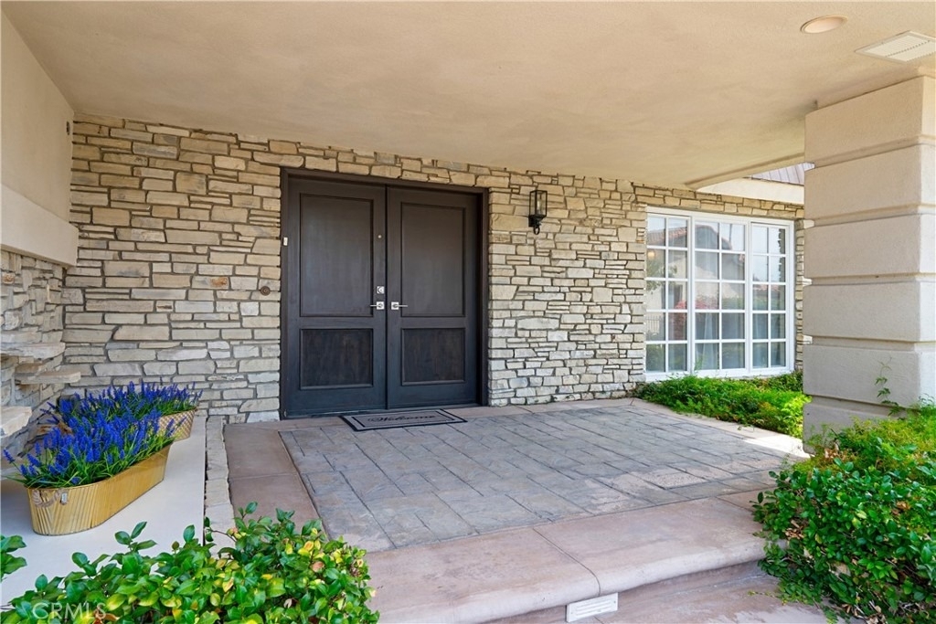 23900 Berdon Street - Photo 6