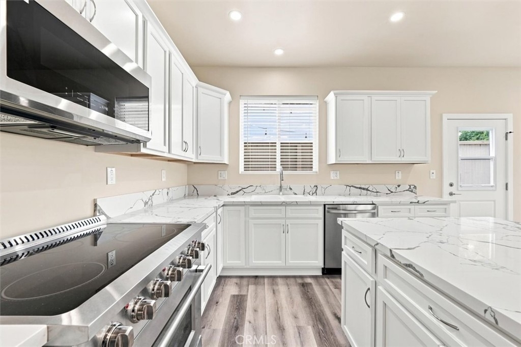 24222 Ocean Avenue - Photo 19