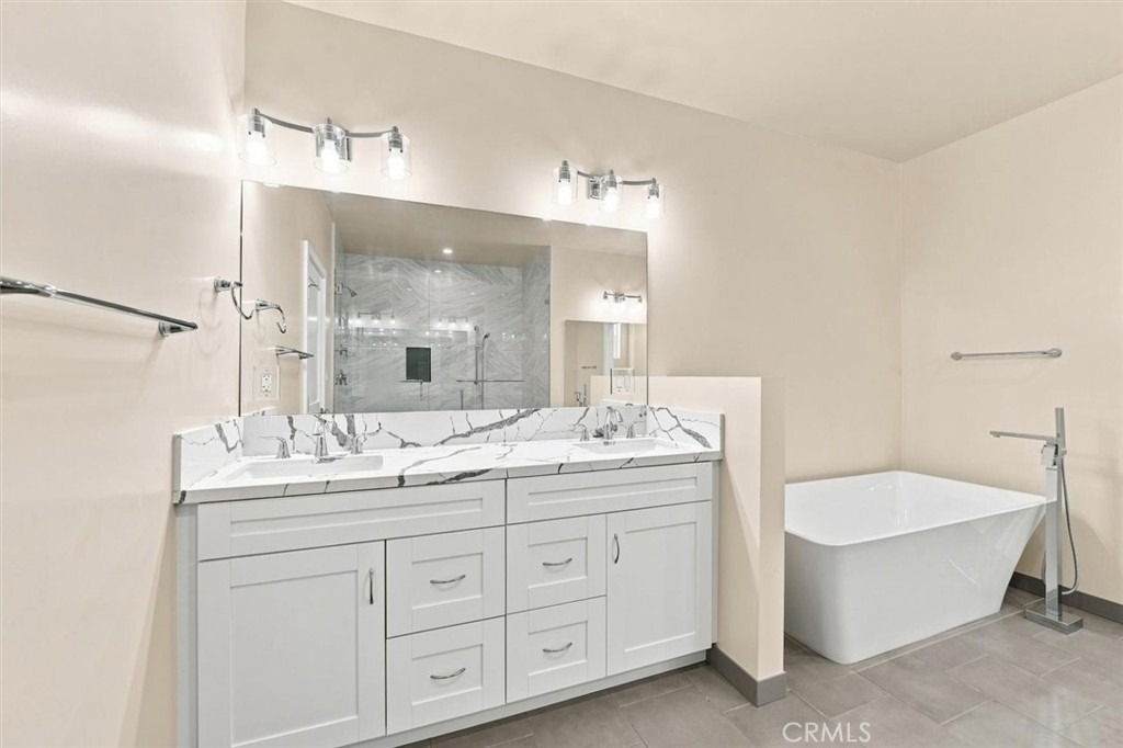 24222 Ocean Avenue - Photo 37