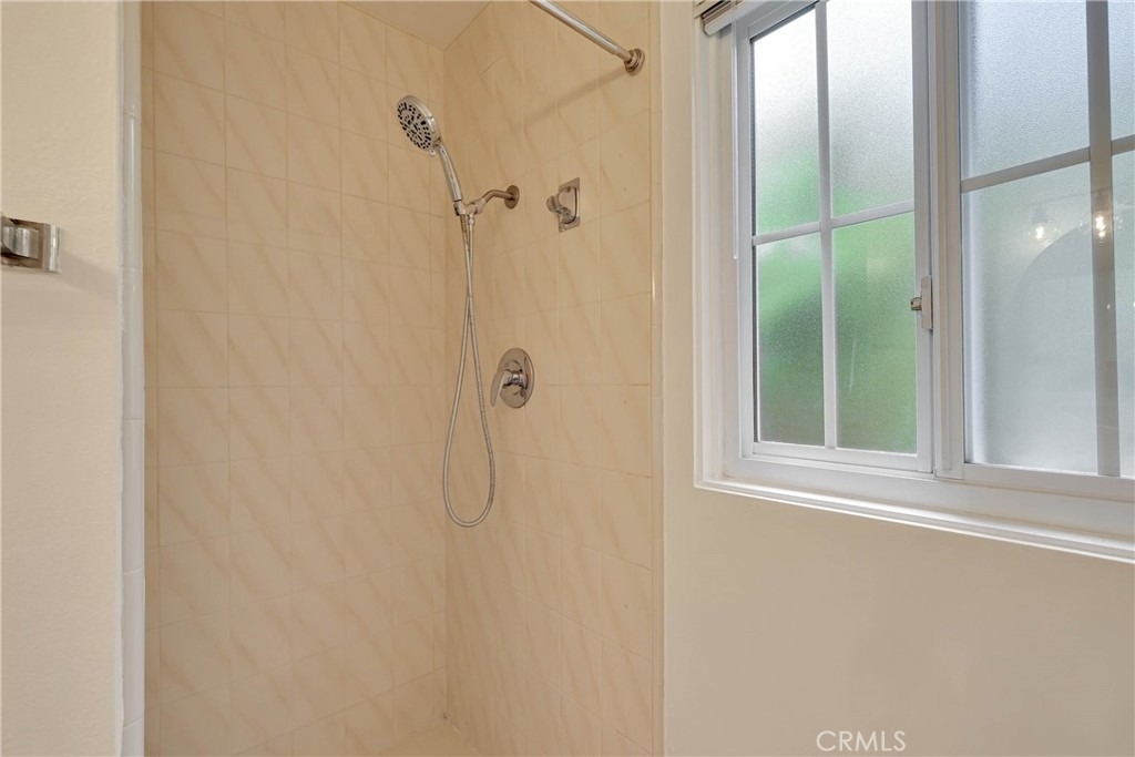 6551 Abbottswood Drive - Photo 21
