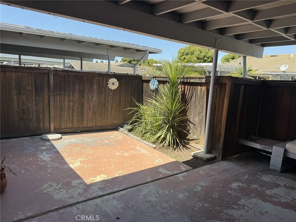 1225 E 1st - Photo 27