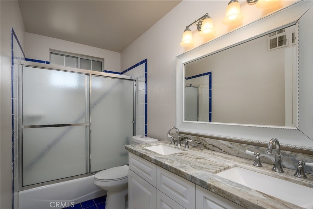 440 Coronado Street - Photo 14