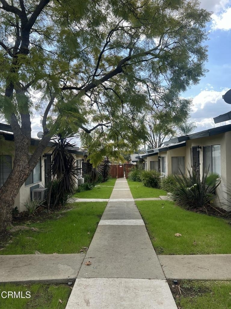 140 W 5th Street - Photo 3