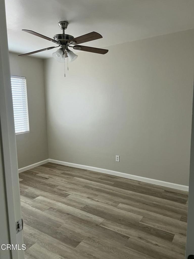 140 W 5th Street - Photo 18