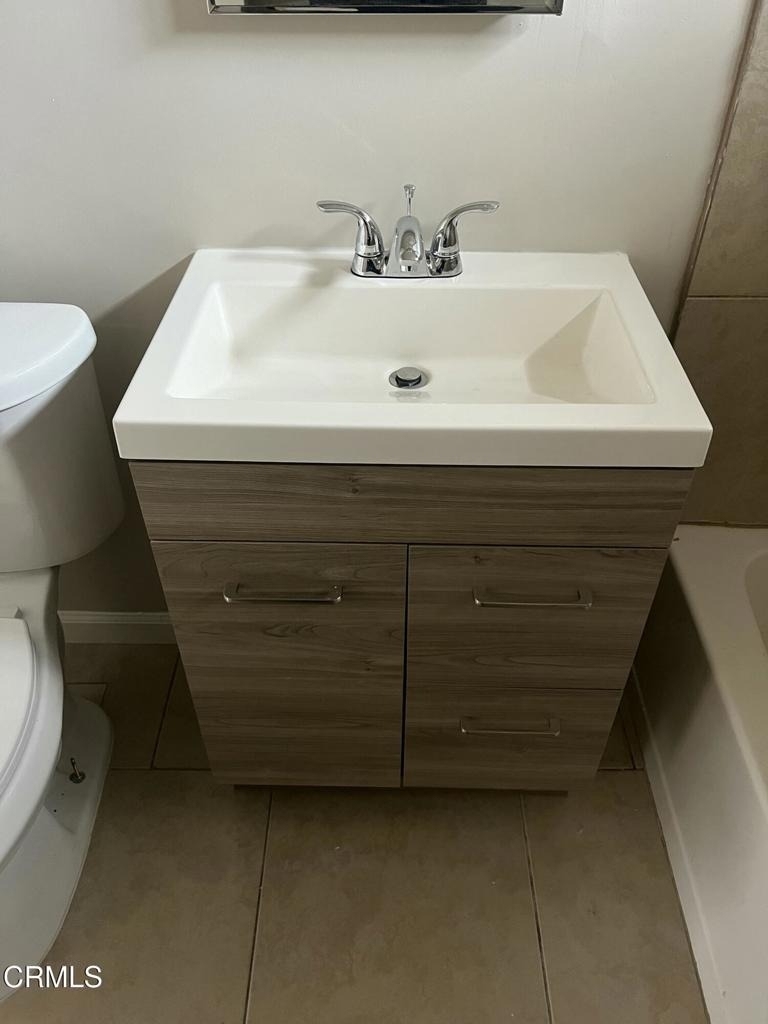 140 W 5th Street - Photo 14