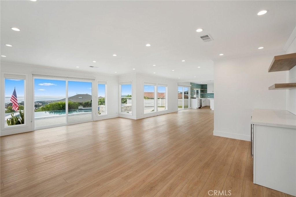 946 Avenida Presidio - Photo 6