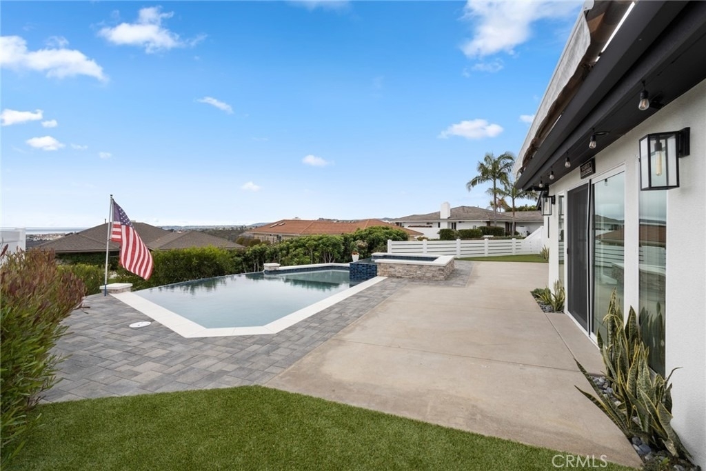 946 Avenida Presidio - Photo 14