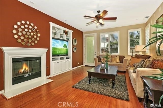 87 Wonderland - Photo 1