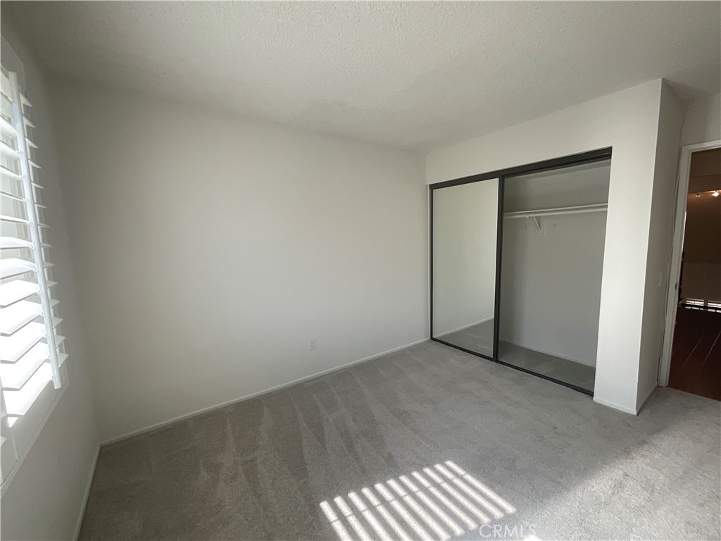 543 Victoria Street - Photo 17