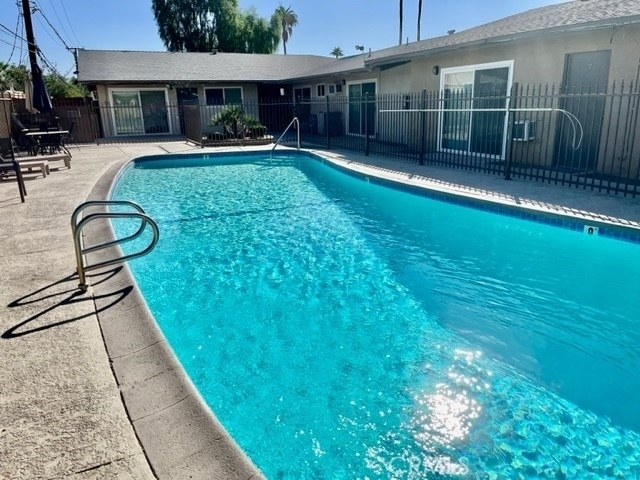 685 E Vista Chino - Photo 9