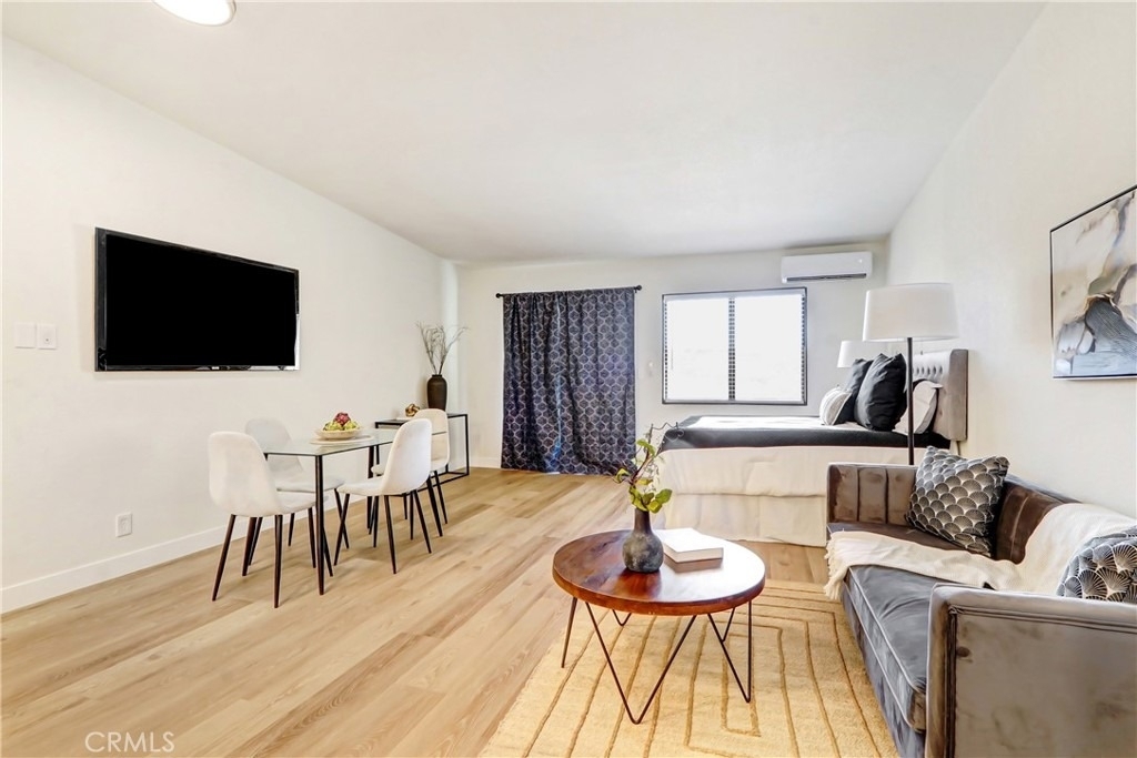 1706 Sessums Drive - Photo 2
