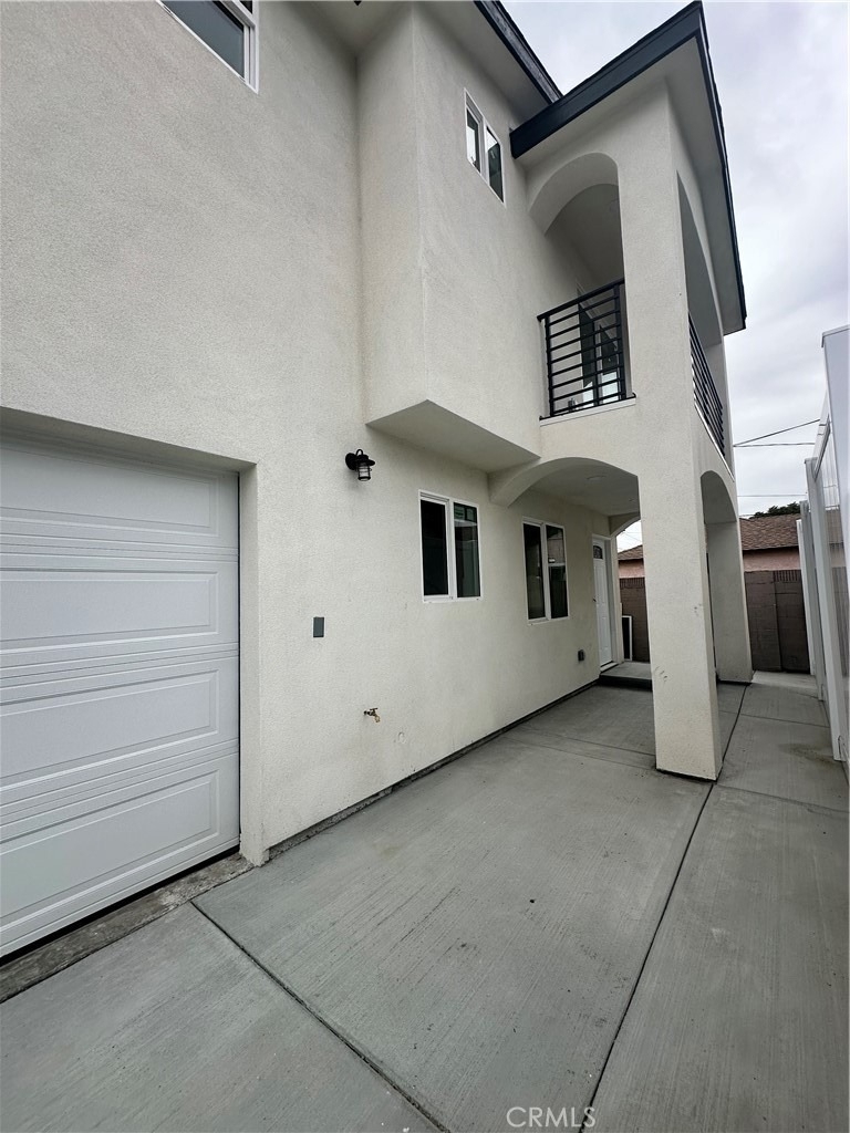 1318 W 131st - Photo 1