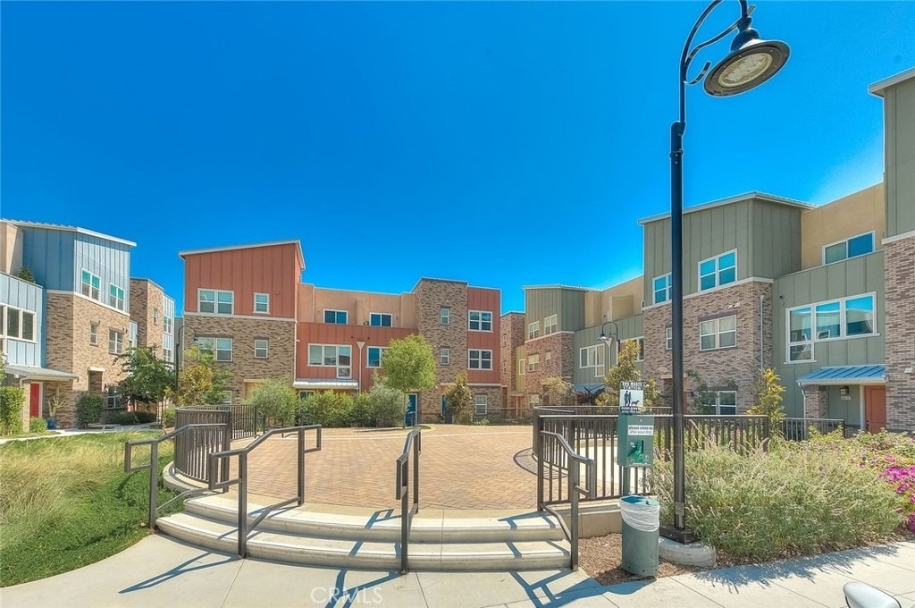 8872 Maple - Photo 39