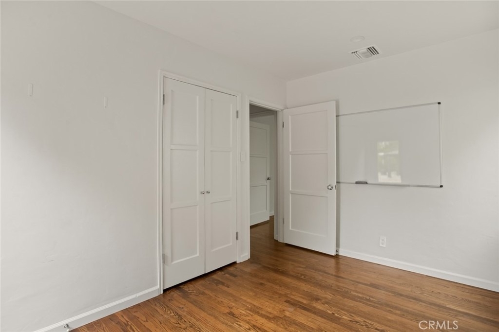 10215 Eldora Avenue - Photo 14