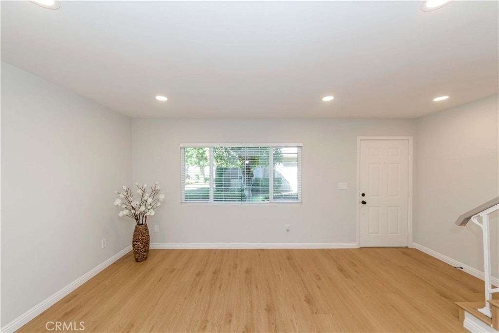 918 Huntington Dr - Photo 1