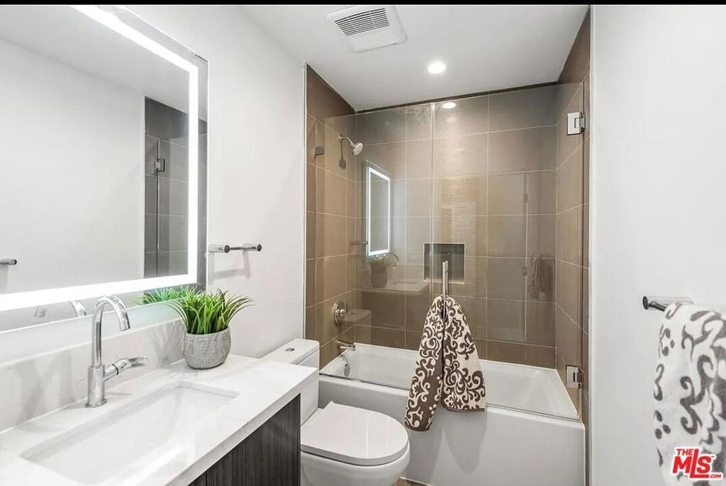 1906 Overland Avenue - Photo 9
