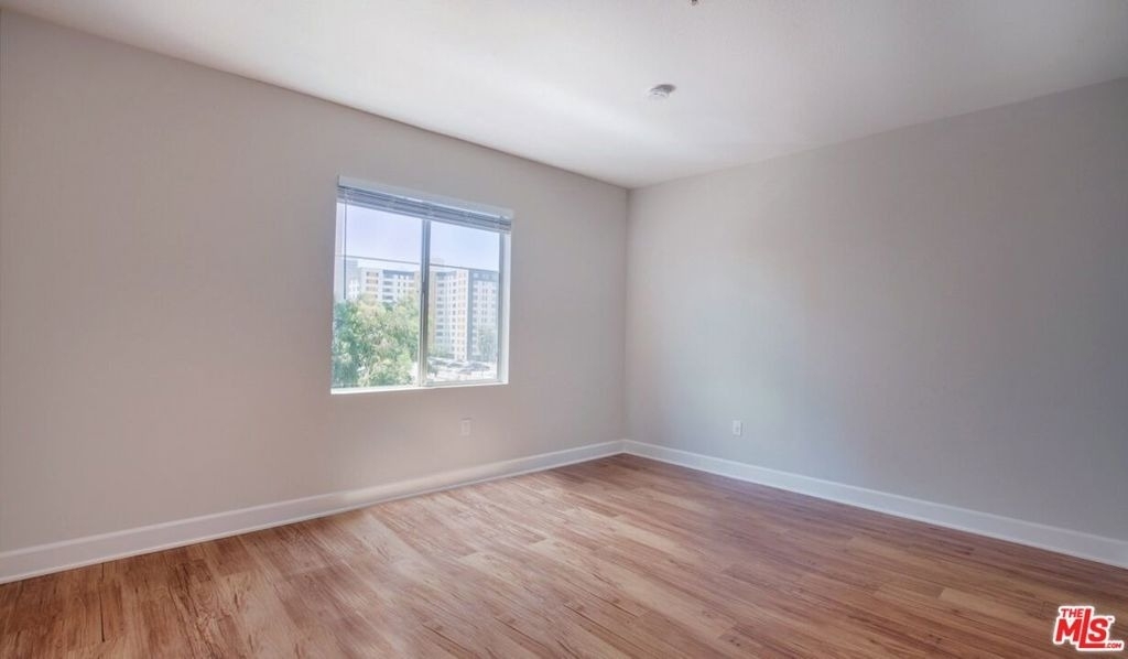 348 S Hauser Boulevard - Photo 7