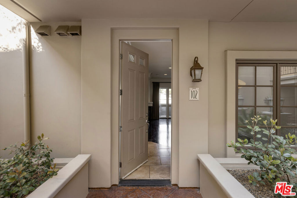 851 N San Vicente Boulevard - Photo 20