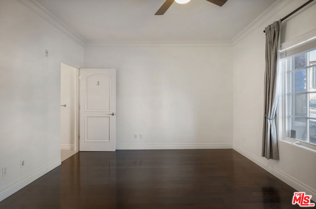 851 N San Vicente Boulevard - Photo 12
