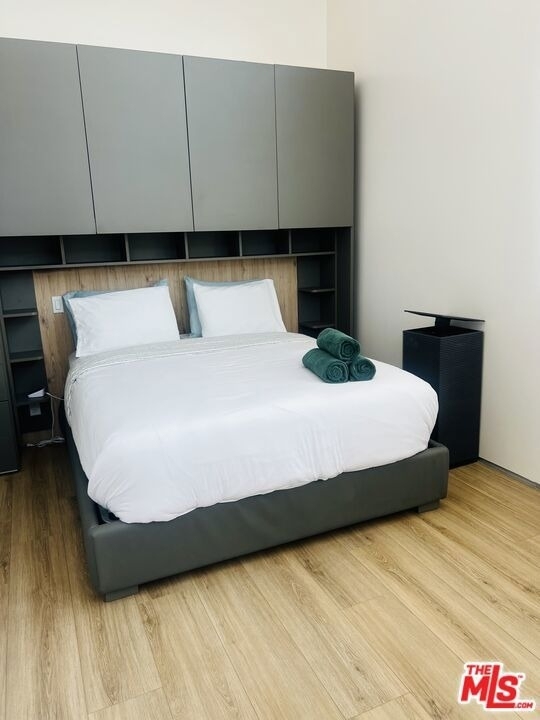 105 S Fairfax Avenue - Photo 10