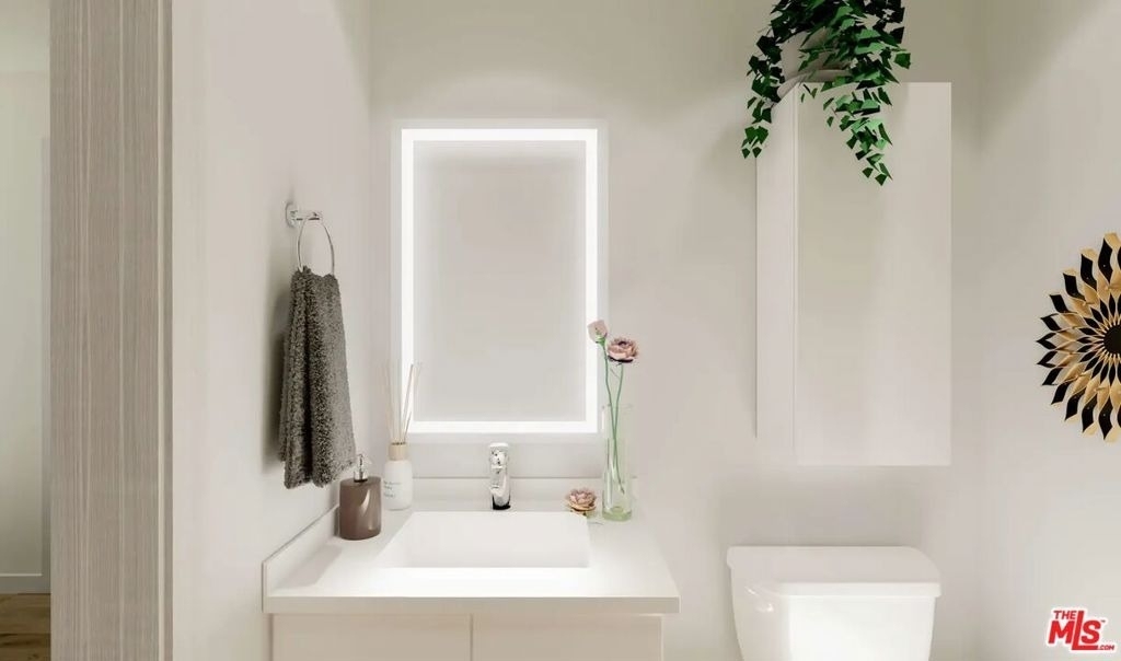 105 S Fairfax Avenue - Photo 8