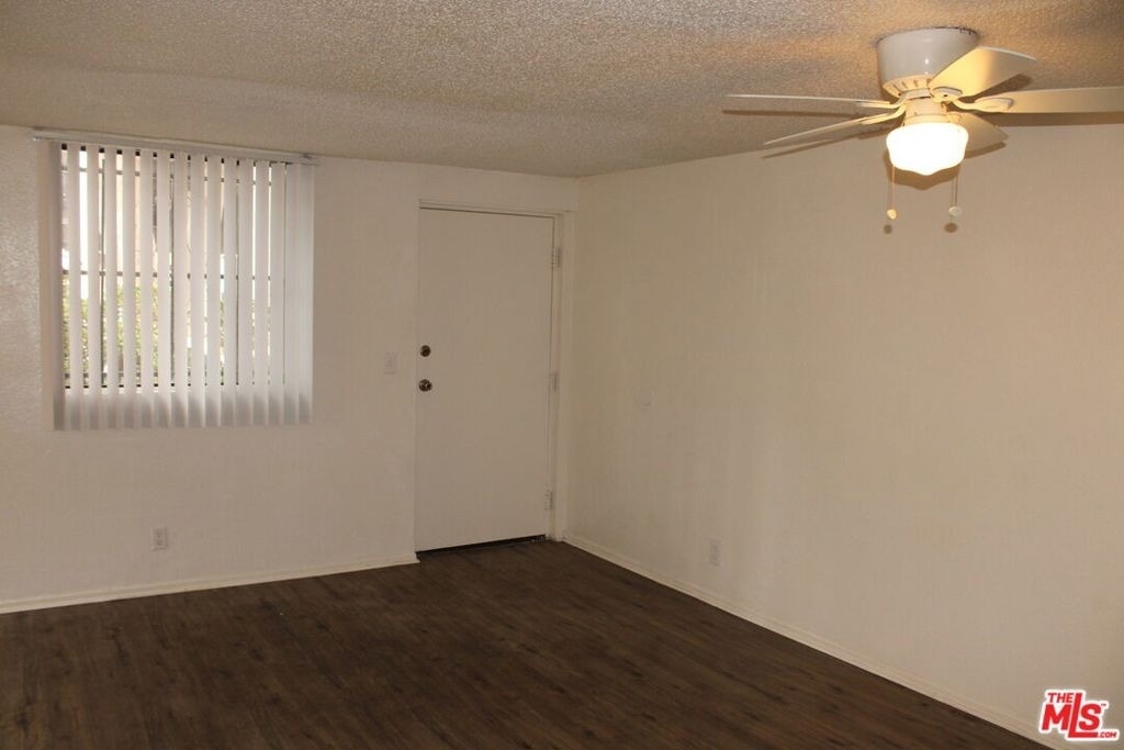 12100 Birch Avenue - Photo 10