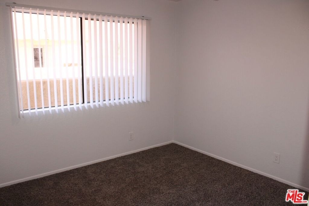 16515 S New Hampshire Avenue - Photo 17