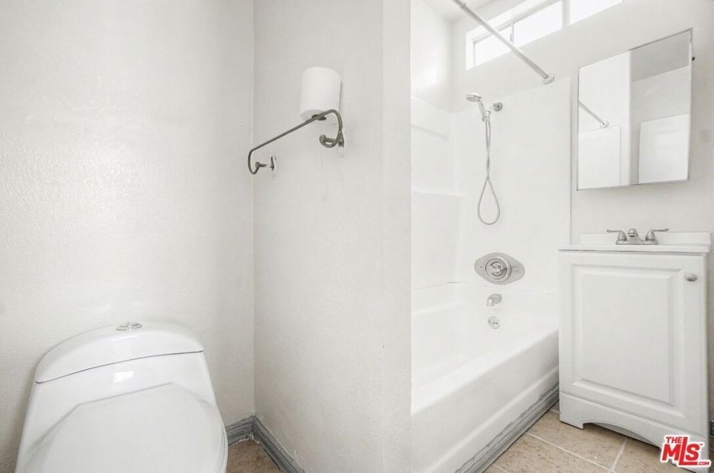 12015 S Willowbrook Avenue - Photo 10