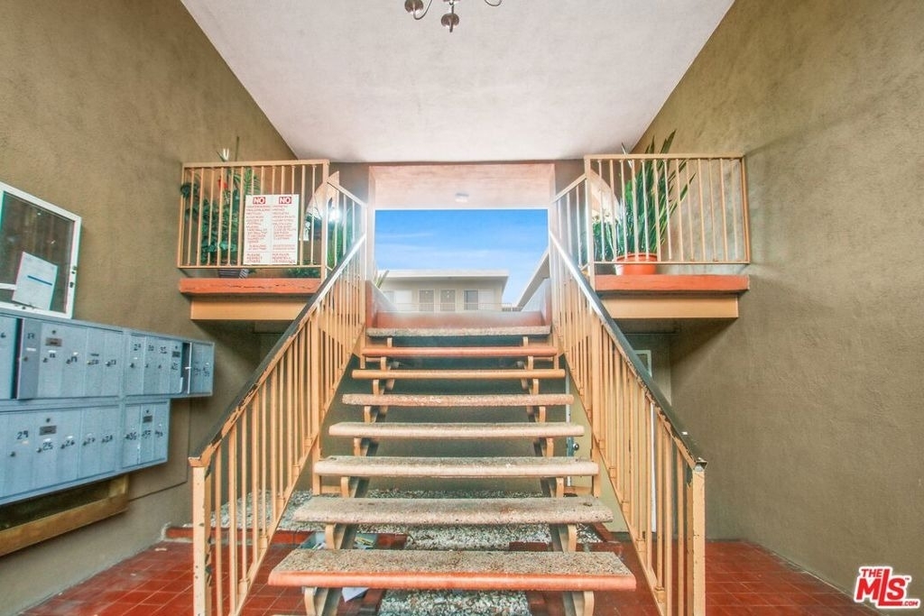 14108 Doty Avenue - Photo 4