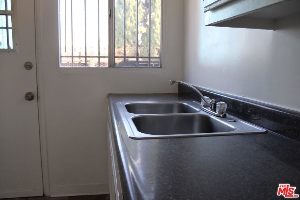 6340 10th Avenue - Photo 13