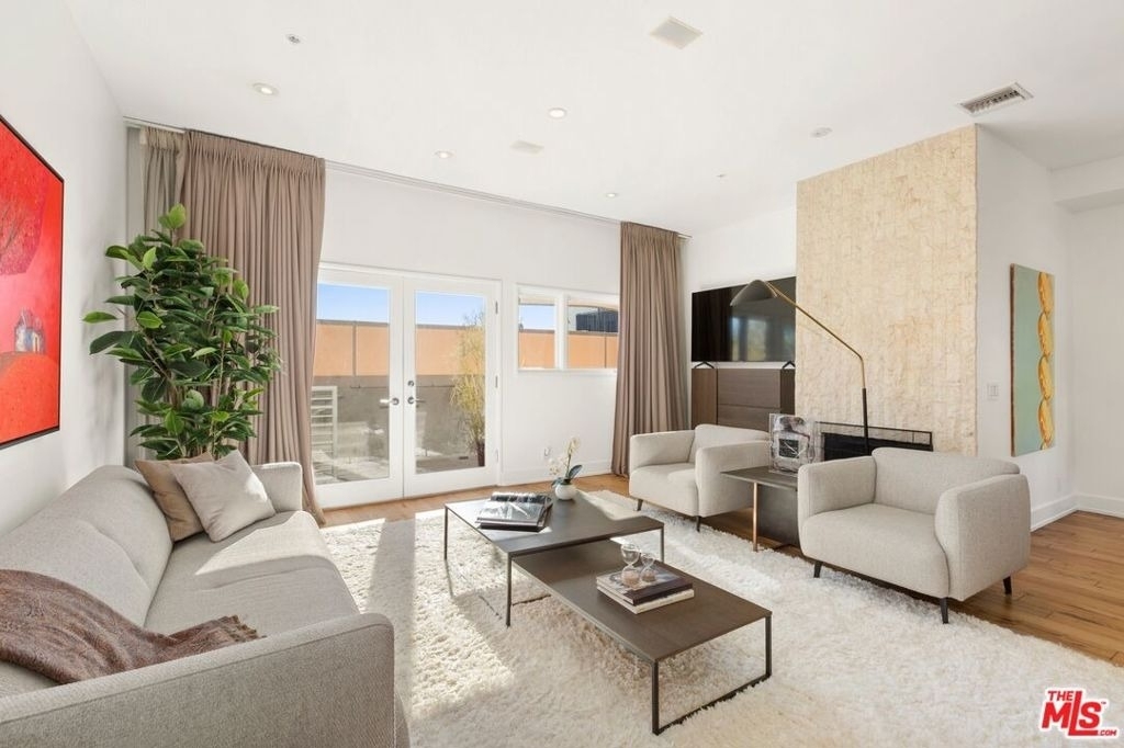 1145 Horn Avenue - Photo 7