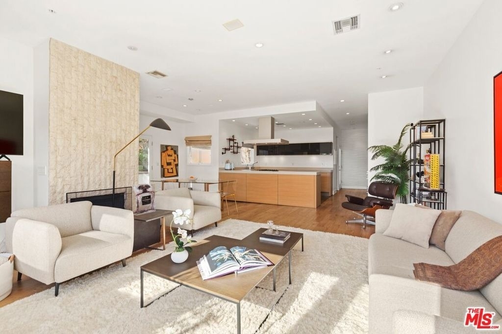 1145 Horn Avenue - Photo 8