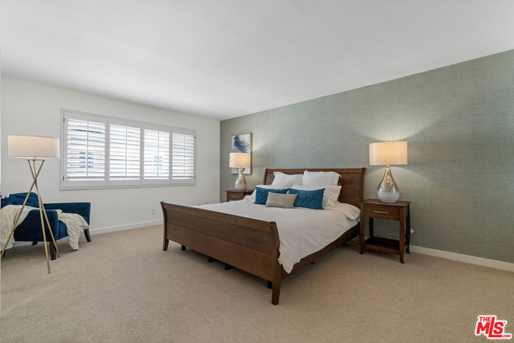 13072 Maxella Avenue - Photo 11