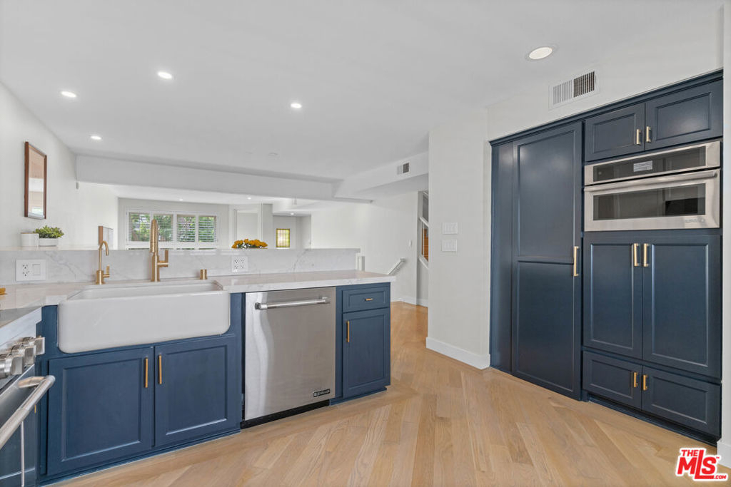 13072 Maxella Avenue - Photo 7