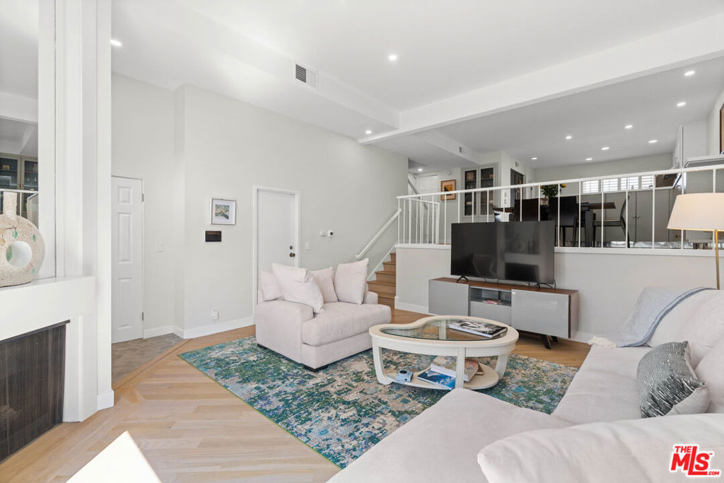 13072 Maxella Avenue - Photo 3