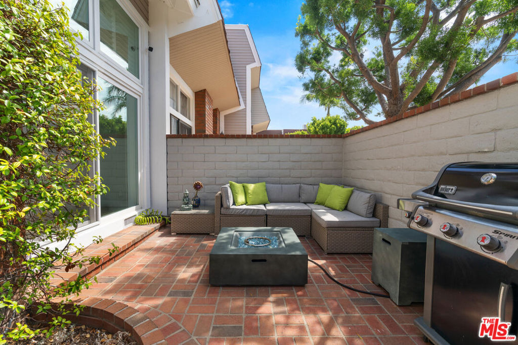 13072 Maxella Avenue - Photo 2