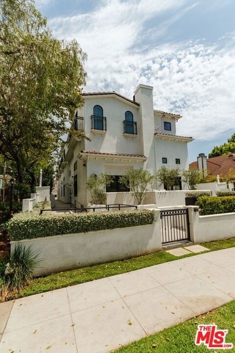 1025 Euclid Street - Photo 35